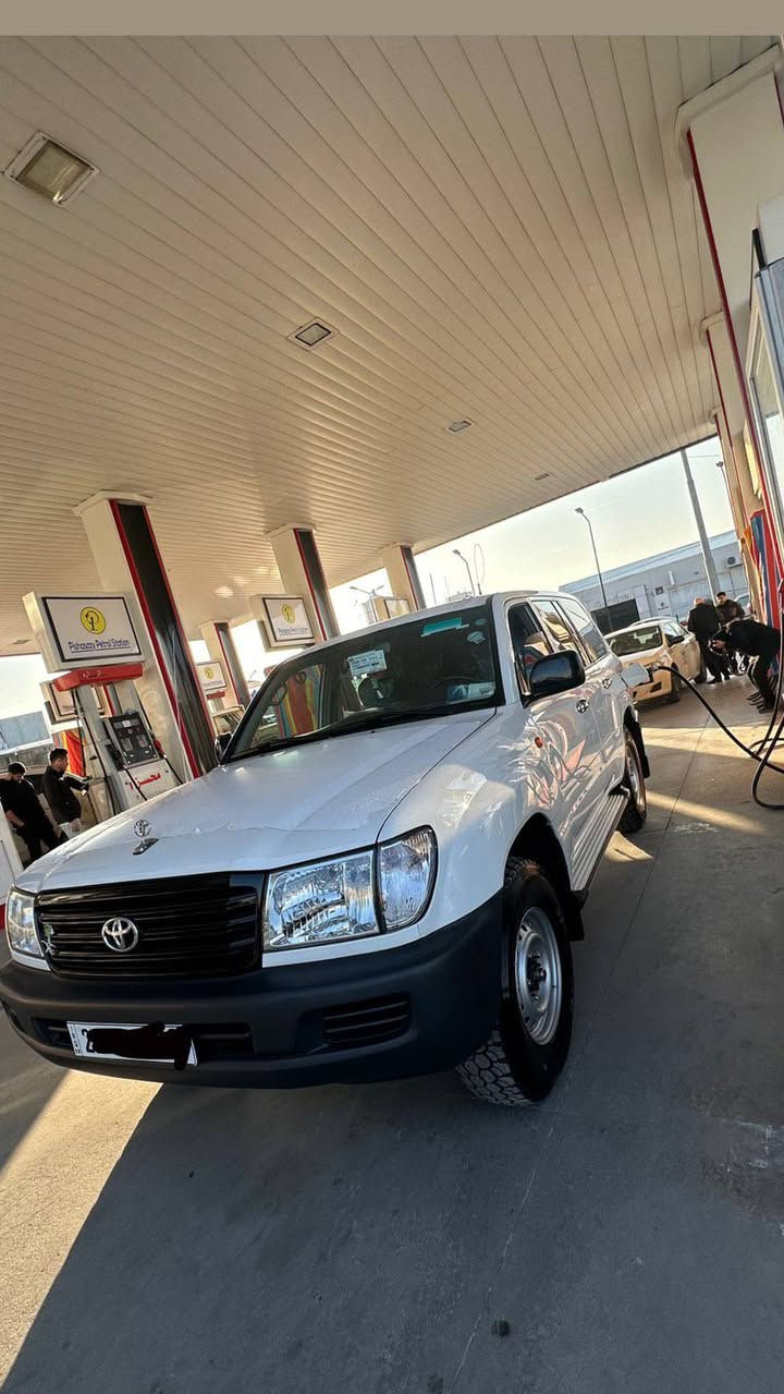 ٢٠٠٥  عادی.
٢٤٠ کم ماشیە فقط....
بدون صبغ...
سعر ٢١٠ 

***********
مكان سليمانية
