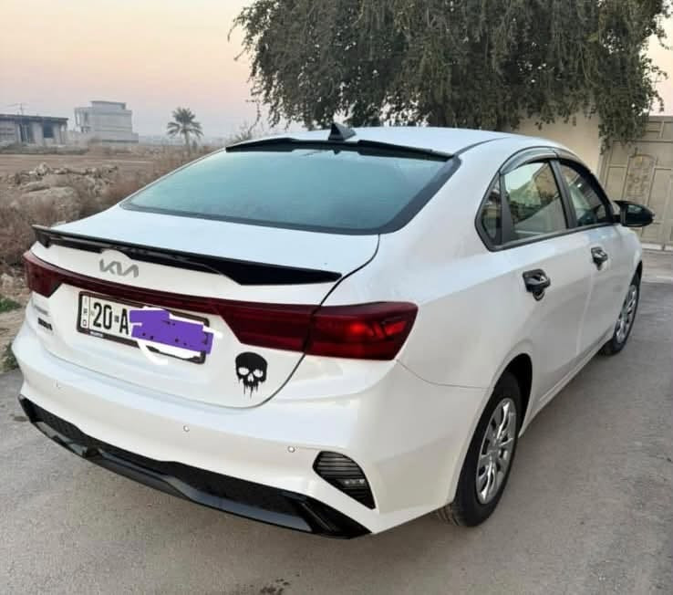(Kia Forte LXS) موديل 2023 وارد أمريكي
ماشية 39 الف السعر 158$  رقم الهاتف ***********
