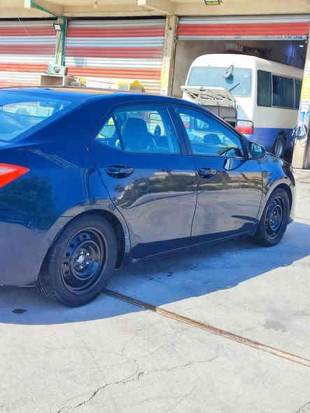 السلام عليكم كورولا موديل 19 للبيع تحويل مباشر رقم سليمانيه دولي مواصفات السياره
تحكم ستيرن 
تحديد مسار
مثبت سرعه 
رادارات 
مكينه 1800 
كير AT
ضرر السياره تبديل قطعتين بدون دواخل باب العبري والخلفي فقط
كير ومكينه كفاله 
السعر 137 وبيه مجال 
الرقم ***********
