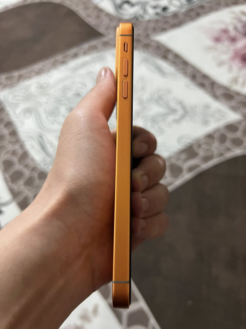 السلام عليكم ايفون اكس ماكس محور 17 برو ماكس تحوير انور ابل غني عن تعريف الجهاز مكفول من اي قطعه مبدله كله بلادي ذاكره 256 جهاز جديد ونضيف كلش وشرط ضمان من اي خلل  وكلشي بي  شغال  بيع اوً مراوس لشراي يتصل *********** 
واسط الكوت العزه جديده
