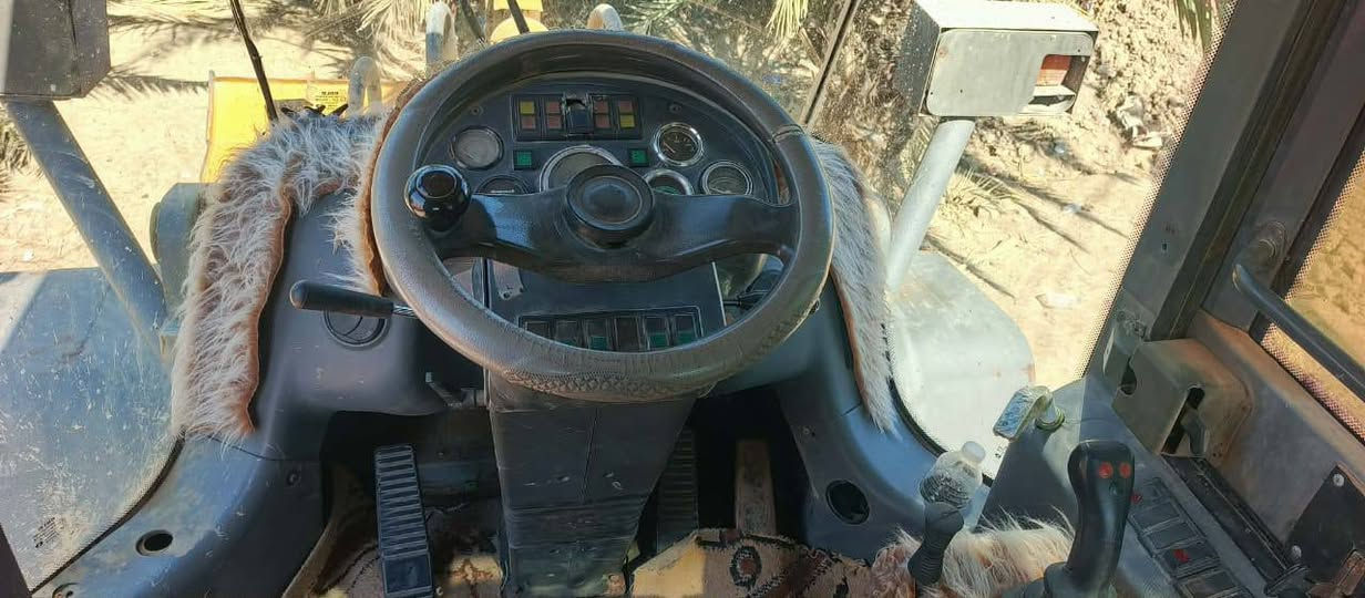 شفل  الجي 36 مديل 2012 شركة درب البحار
الكير مكفول والمكينه بيهاا تبخير  
اكسلات مكفولات شاصي مكفول  مدفوعه ضريبتها بل عقد المروري 14000  ومكينه حلوه ومال جناي
المكان      ذي قار/ الاصلاح
بعده منفيس 
السعر 180 وبيه مجال 
الاتصال.       ***********
واتس اب.     ***********
