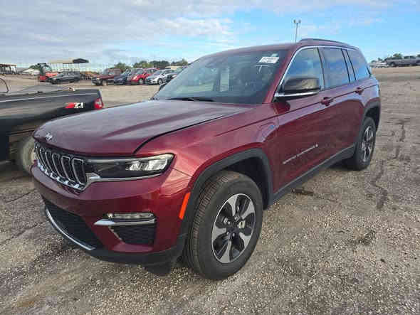 2024 JEEP  GRAND CHEROKEE 4XE
هايبرد كلين تايتل بدون ايرباك شغالة وتمشي السيارة بعمان معرض الكرخي أسبوع  توصل إن شاء الله 
السعر 34000 $ واصل بغداد رقم مجاني من المرور ***********
