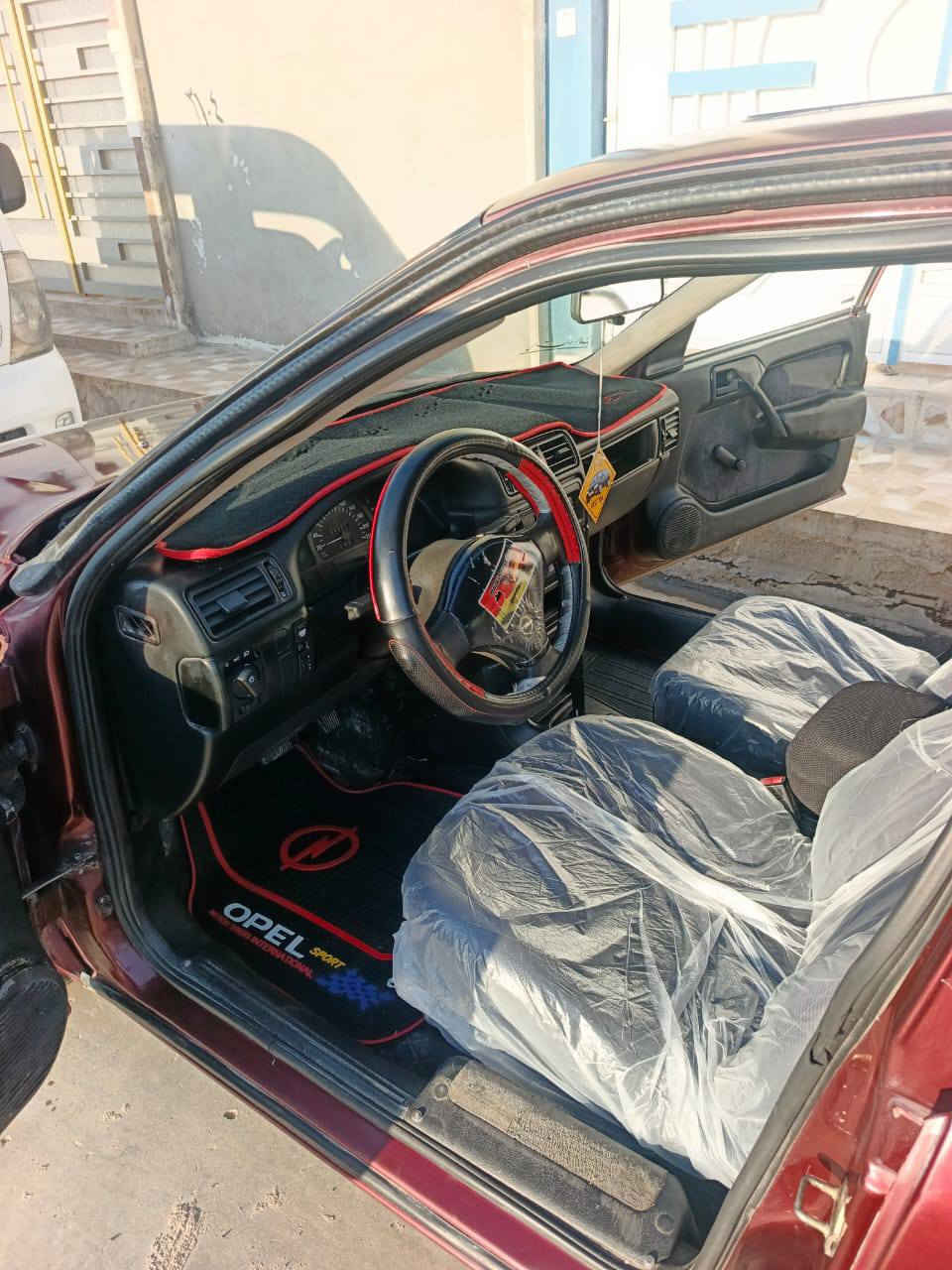 فكتره مديل 91//حجم 20 كير توماتيك رقم نينوى ألماني  سنويه عظم شرط الوكاله والتحويل سلايت كهرب
كهربائيات كلها شغاله مصبوغة حزام جماليه سياره جاهزه وكلها شغاله ماتصرف عليها ربع دينار
سعر (48)
موصل الايمن 
***********
***********
