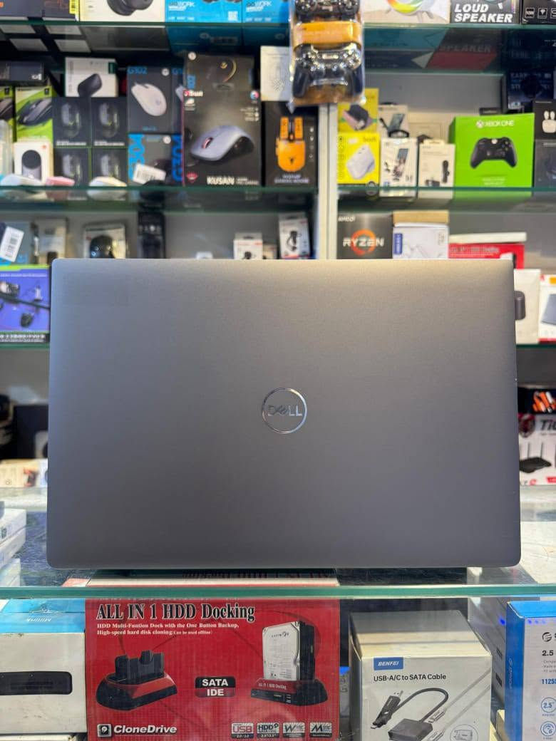 كوراي سفن جيل تاسع H
Core i7 - 9 H
12 CPUs - 6 Cores
رام 16 كيكا ددر4 

هارد 512 كيكا سسد ام تو 
512 SSD M.2 Hard Disk 

كرت شاشة خارجي نيفديا كوادرو T2000 حجم 4 كيكا
Nvidia Quadro T2000 - 4 Gb

كرت  شاشة داخلي  انتل  كرافكس 8 كيكا
Intel UHD GRAPHICS 630 - 8 GB
حجم  شاشة 15.6 فول اجدي 
15.6 inch 1920*1080 FHD 
كيبورد ضوئي ليزري عربي انكليزي

السعر :
600 الف دينار شامل توصيل وملحقات


**إذا كنت صاحب هذا الإعلان وتريد حذفه لأي سبب، رجاءا أرسل رسالة إلى الدعم الفني**