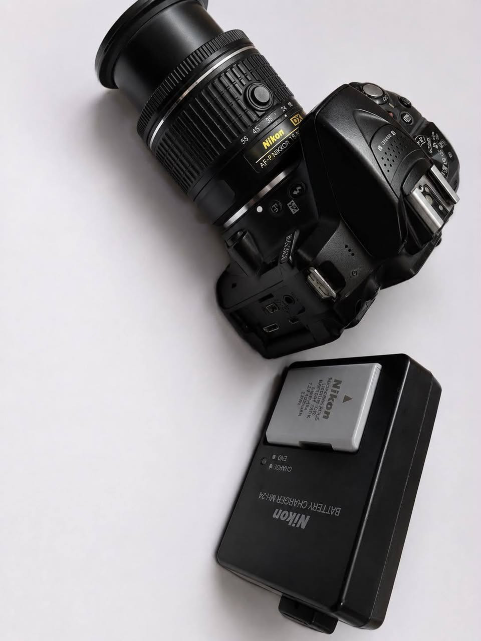 نيكون D5300

عدسة 18.55

تدعم wifi و ps

فيديو 1080 مع 60p

ملحقاتها كامله

شاحنه

بطاريه

السعر 450 و بي مجال بسيط


**إذا كنت صاحب هذا الإعلان وتريد حذفه لأي سبب، رجاءا أرسل رسالة إلى الدعم الفني**