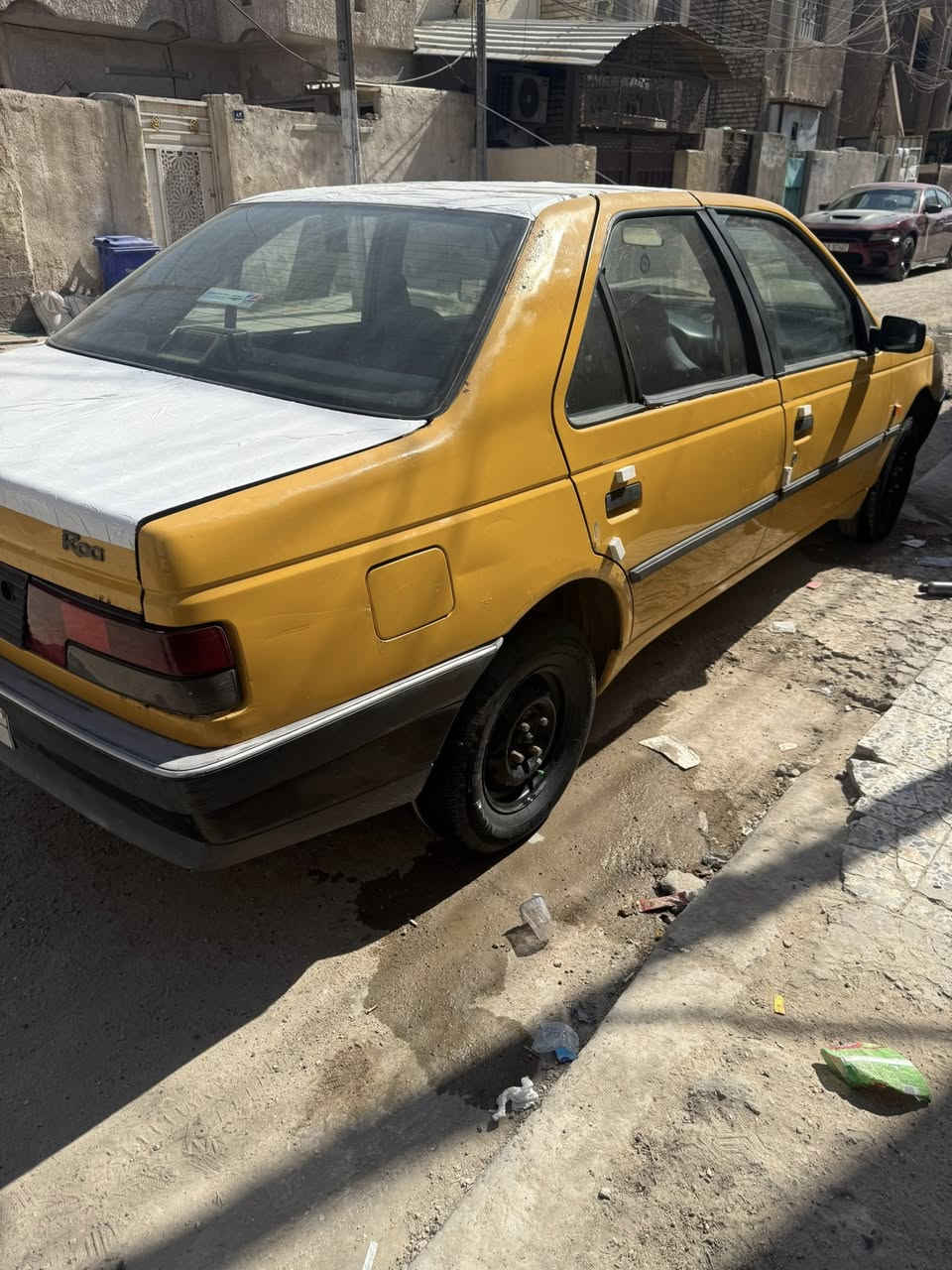 السلام عليكم للبيع بيجو روى للبيع سياره كلش نصيفه وحلوه ورقم بغداد الماني كير محرك كله عل ابلاد السعر 27 وبيها مجال للاستفسار على رقم ***********
