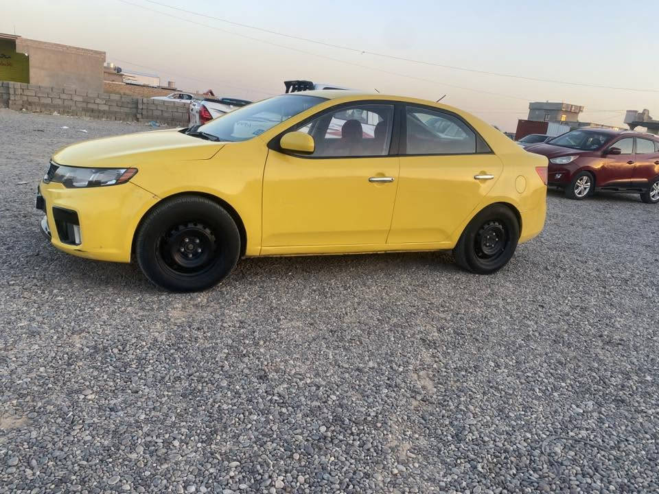 كيا سيراتو ٢٠١٢ تكسي وارد خليجي رقم صلاح الدين دولي السياره تبريد كير محرك كلو شرط سنويه ل31 شرط الوكاله اوالتحويل السياره بيهه ضرر برأس البونيد شي بصيط  السعر 90  وبيها مجال للطيبين للاستفسار الاتصال على الرقم ٠ ***********
