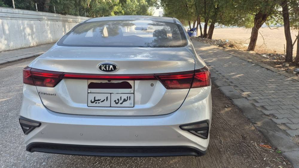 كيا سيراتو 2020 خليجي
رقم اربيل باسم شركة في النجف
ماشية 70 قابل للزيادة
لون سلفر
محرك 1600 دوش 
تحكم ستيرن جهتين
مثبت سرعة
شاشة اصلية مال فورتي ابل كار بلي واندرويد اتو
حساس اطارات 
مانع انزلاق
كير (سبورت + نورمل)
حساس خلفي
كاميرا خلفية دوارة
مقاعد و ارضية و الصندوق جلد
كير ومحرك وحدادية بلادية على وضع الشركة 
ادامة كاملة لمنظومة الاحتراق
مبدل دسكات وبنزات وفيت بم وفريز تبريد فقط
استخدام شخص واحد
دهن المحرك موتل
السونار مرفق مع الصور
وين مايعجبك تفحص
السيارة نظيفة  ومتحتاج اي شي
سعرها ١٤٨ 
مكاني في النجف
*********** 

سبب البيع اريد اخذ سيارة عالية
