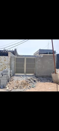 عندي بيت للبيع مقاطعه 3/10 بيت طابق واحد هيكل رقم العقار 8852مساحه 100...