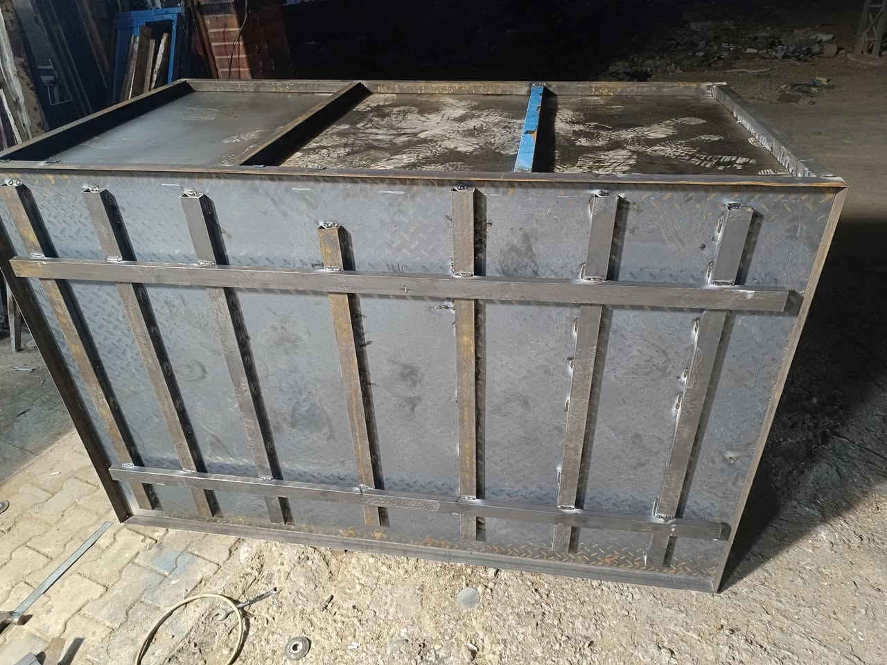 ترتيب جميع الستوتات التعبانه عنوان خلف ملعب النجف الدولي
***********

تربيل البدي ول شاصي 

صبغ شاصي ول بدي 

لحيم الشاصي الخايس ول مفطور
