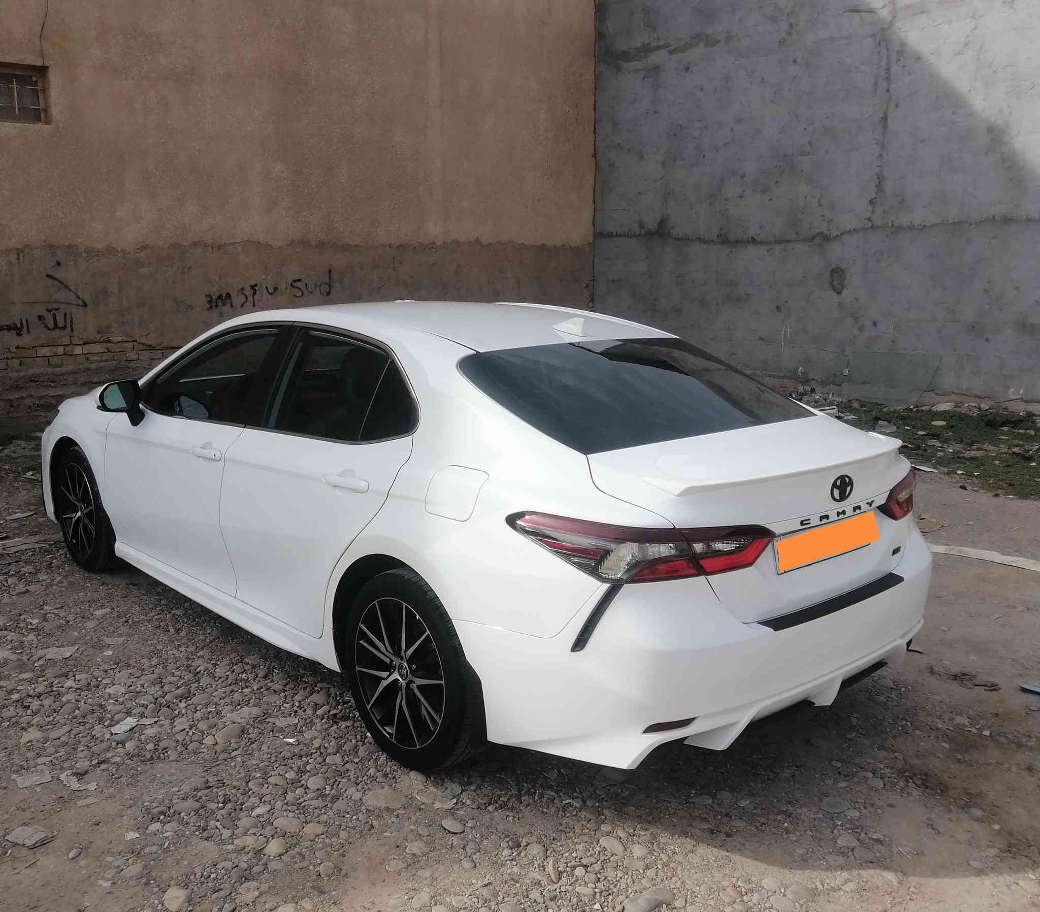 كامري 2024 ابيض ثلجي SE كلين دخول جديد وتسجيل جديد رقم أربيل بسمي سنويه هزه كله جديد ماشيه 40 الف ميل سياره كلين شرط فحص بدون صبغ بدون بارد بدون فتح بدون ايرباك شرط فحص وين متحب من الدعاميه للدعاميه سعر 275 وبيها مجال شي بسيط مكان تكريت استفسار على *********** /***********
