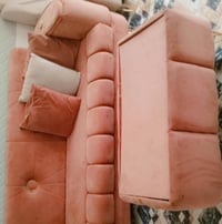 كنبة • مفروشات • صالون