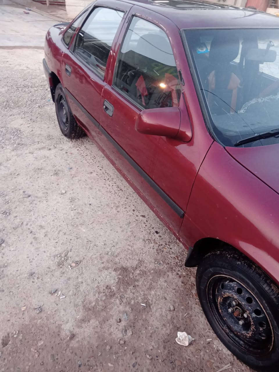 السلام عليكم اوبل فكترا للبيع  موديل ٩٢ محرك ١٨٠٠ نظيف كير عادي نظيف صبغ عام بدون ضربه رقمها صلاح الدين تحويل مباشر تايرات صدر زينات شرط تركبه لمكه وتجي السعر 35 وبيه مجال للاستفسار الاتصال على الرقم *********** مكان السياره صلاح الدين سامراء
