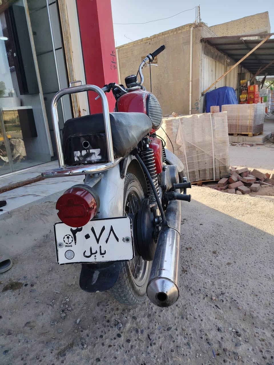 سلام عليكم من رخصت مدير الكروب متاح امزت مديل81 رقم وسنويه بدون دراجه كلش نضيفه مال جناي نقصه شغلات بسيطه مكان #كربلاء #طويريج السعر 900 وبيه مجال متواجد خاص مازنجر + رقمي ***********
