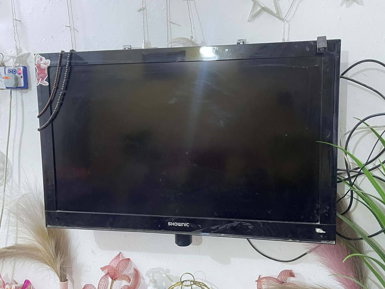 السلام عليكم  غراض للبيع
سعر التخم ب١٠٠ الف 
الثلاجه ب٢٠٠
ميزا التواليت ب٥٠ 
التلفزيون ٢٠٠ 
ميز التلفزيون ب٣٠ 
الرقم ***********
