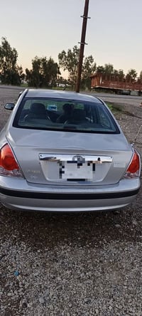 النترا ٢٠٠٦ • مكينة ١٦٠٠ • باب امامي متضرر