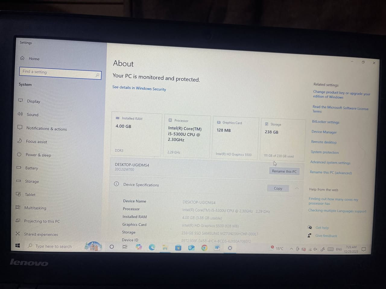 لابتوب لينوفو نظيف 
كور اي فايف الجيل الخامس 
رام 4 كيكا 
كارت شاشة انتل 2 كيكا 
هارد 238 كيكا 
حجم12 
سعره 100 الف
مكاني الشعب
بطاريته متطول هوايه تقريبا 20 دقيقه
***********
