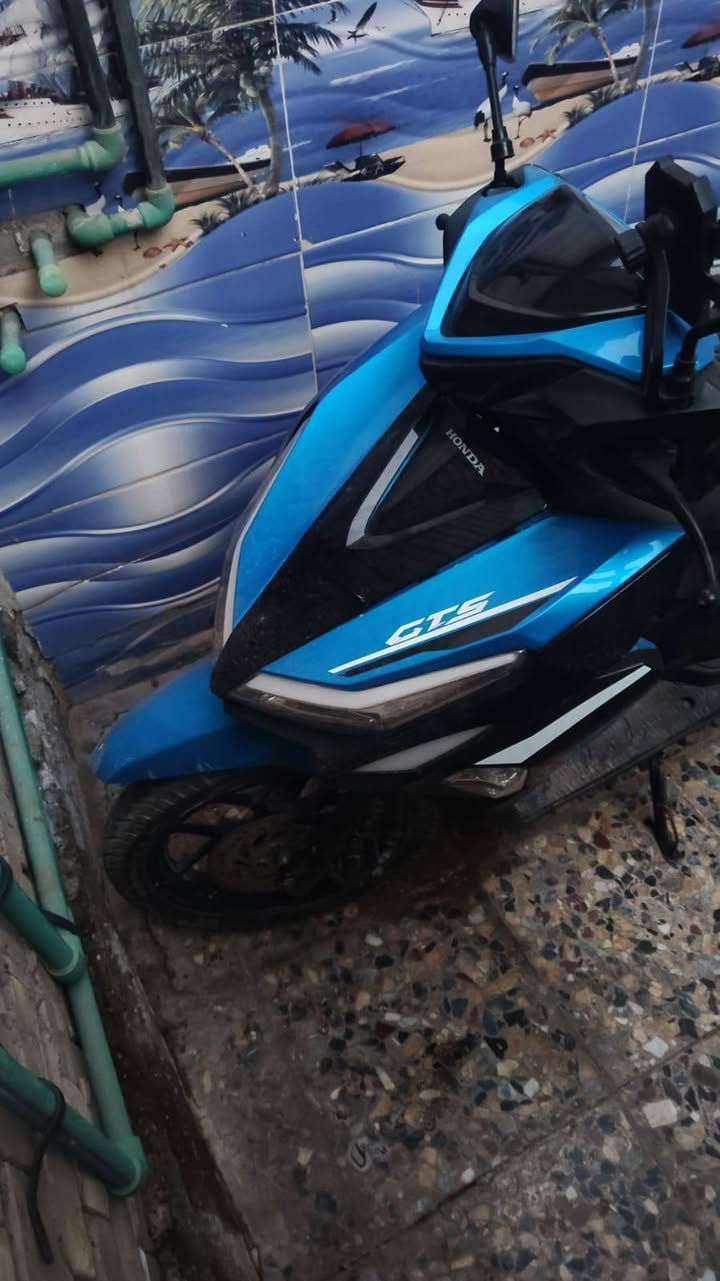 سلام عليكم جي اس هؤاند للبيع دراجه كاعد الباتري ماله لين تاركه  مكاني نهايت حي اؤريم جامع الغرير  ***********1 سعر 500 وبيه مجال
