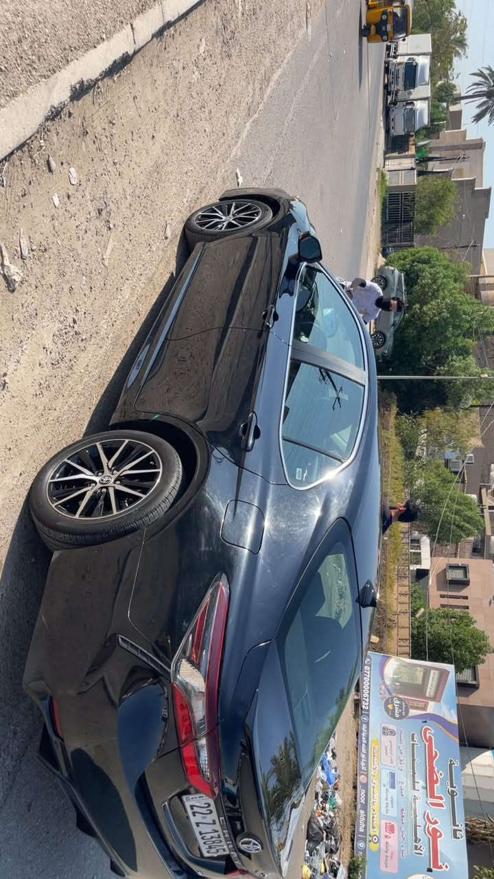 ‏سلام عليكم كامري موديل 24 رقم أربيل باسمي تحويل ثاني يوم حادث موجود بالصورة بدون إرباك سعر السيارة 210 شراي يخبر 
***********
‏سعر السيارة 210
