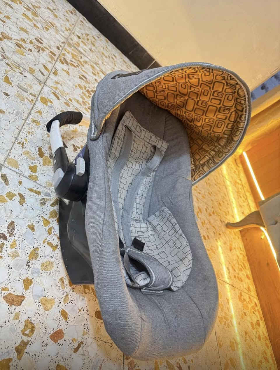 كاروك دوشمه قياس ١٦٠/٦٠ استخدام قليل شد نجار ينشال قطعه وحده مشتريته ب٢٠٠
اريده هوه والكرسي ١٢٥ قفل
نضافته ٩٠٪


**إذا كنت صاحب هذا الإعلان وتريد حذفه لأي سبب، رجاءا أرسل رسالة إلى الدعم الفني**