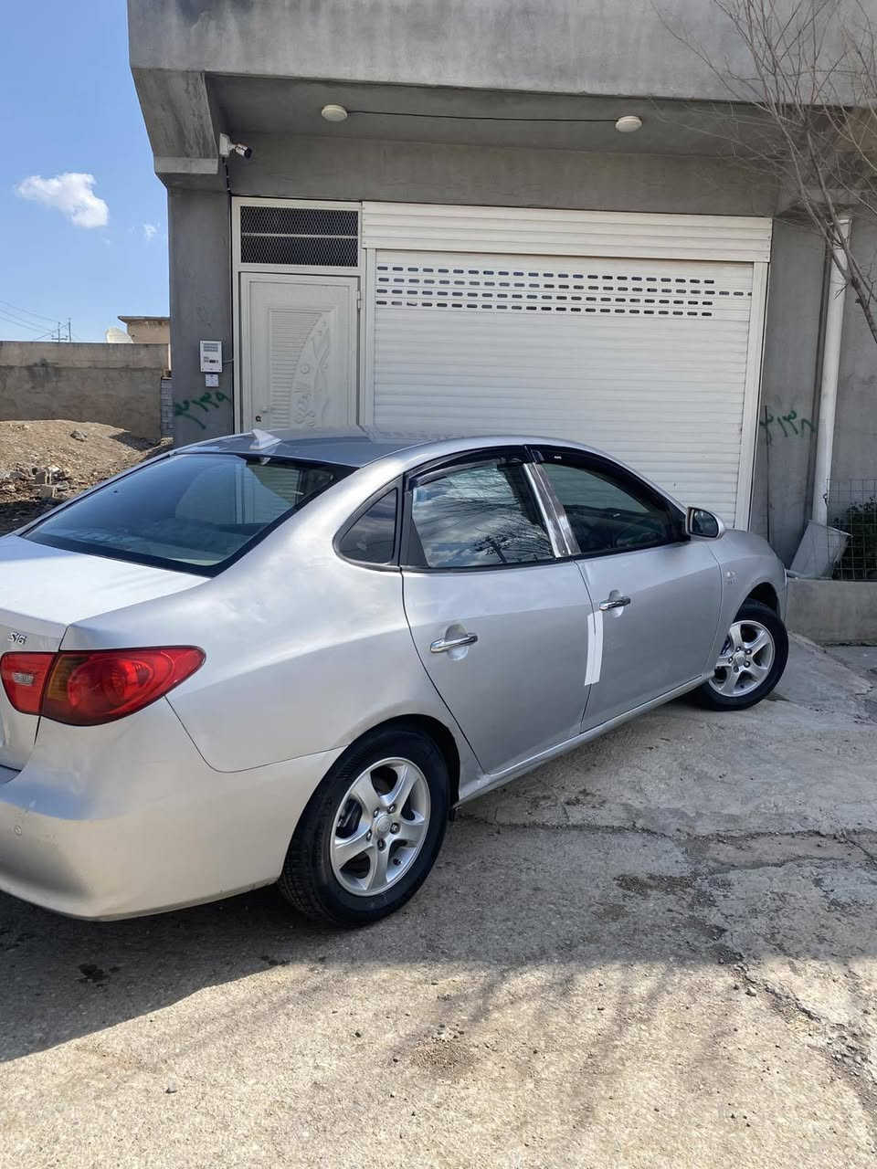 ئاڤانتی ۲۰۰۷ بڕاوەی دووبەی
گێڕومەکینەو سەقو کەڤەرگۆڕاو بەشەرت
ئۆتۆماتیک
سوکان ڤۆلێۆم
تەبریت لەمس
کوشن جڵدو هیتەر
ئاوێنە شەفت
***********
