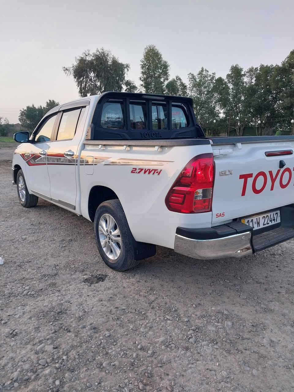 سلام عليكم
بيكم هايلوكس موديل 23 ساز
رقم بغداد  
ماشيه ٤٧
محرك كير تبريد سدر كلها عل شركه 
مكفوله من صبغ ول حادث تبديل 
كير اوتماتيك سيارة 
سيارة احله من صور
فقط بارد بل باب الخلفي شبر 
داخل فديو جميع تفاصيل مكتوبه 
سعر 270 بيها مجال  قليل 
مكاني بغداد 
***********
