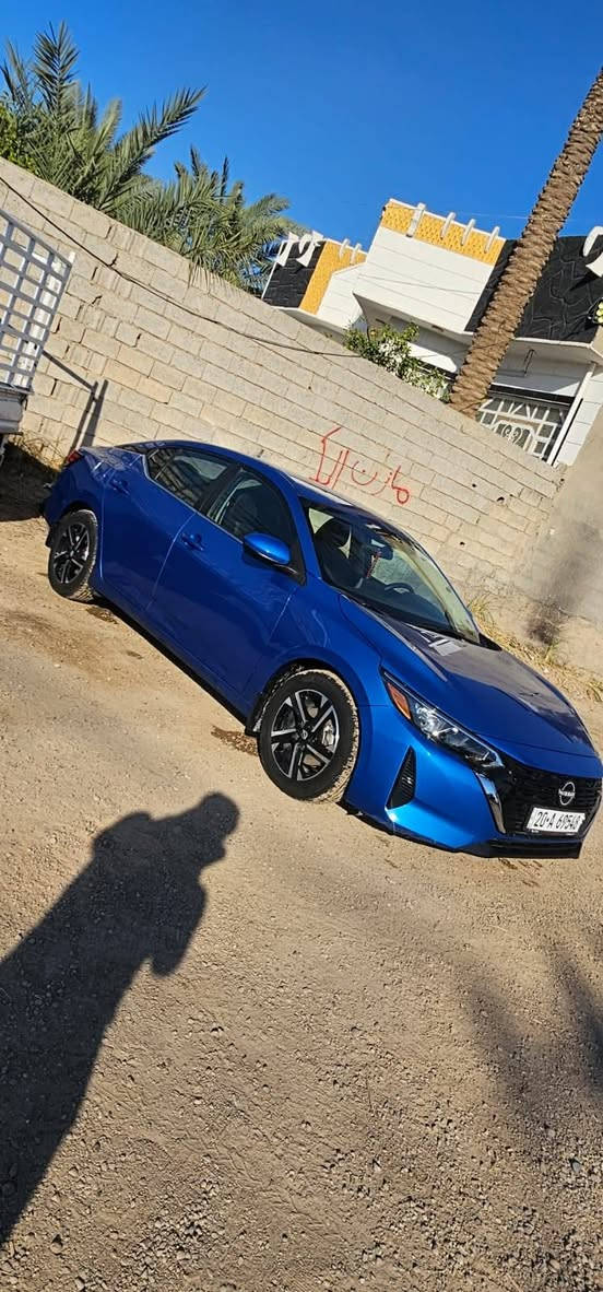 بسم الرحمن الرحيم سنترا٢٤ ضرر بارد بين الباب وجامالغ المامي بدون تبدل بدون يرباك ساره جديده ماشيه ٣٨ ميل *********** تصال
