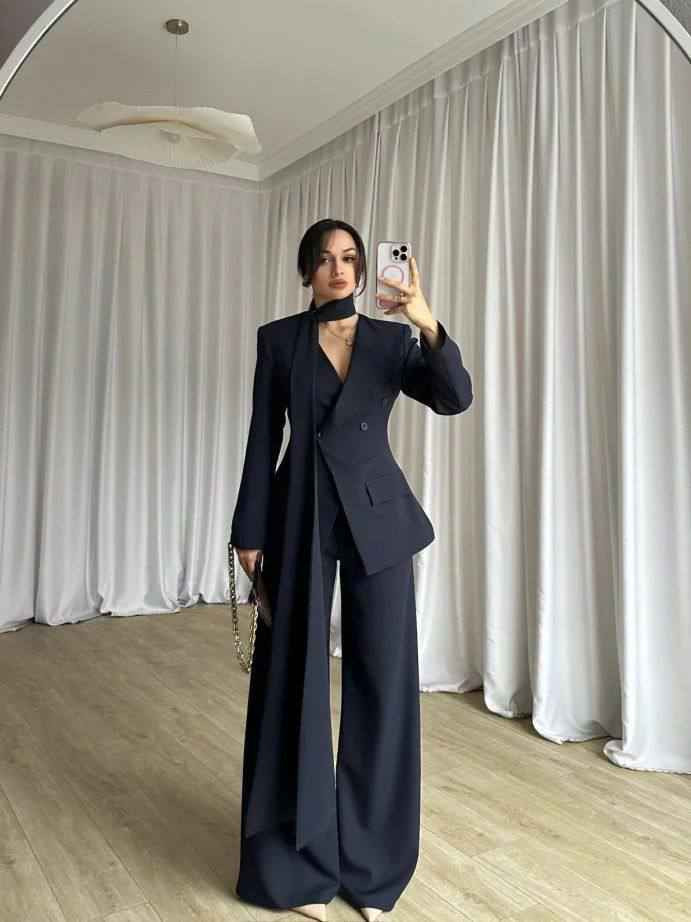 قاط رسمي3 قطع ترند الموسم 
القياسات:S M L XL 

السعر35 الف فقط 
توصيل لكل محافضات العراق 🇮🇶 Singapore


**إذا كنت صاحب هذا الإعلان وتريد حذفه لأي سبب، رجاءا أرسل رسالة إلى الدعم الفني**