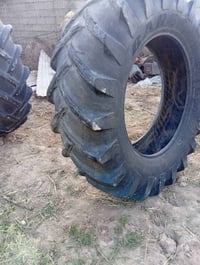 زوج تايرات • ٣٤ على ١٨ • ديالى الخالص