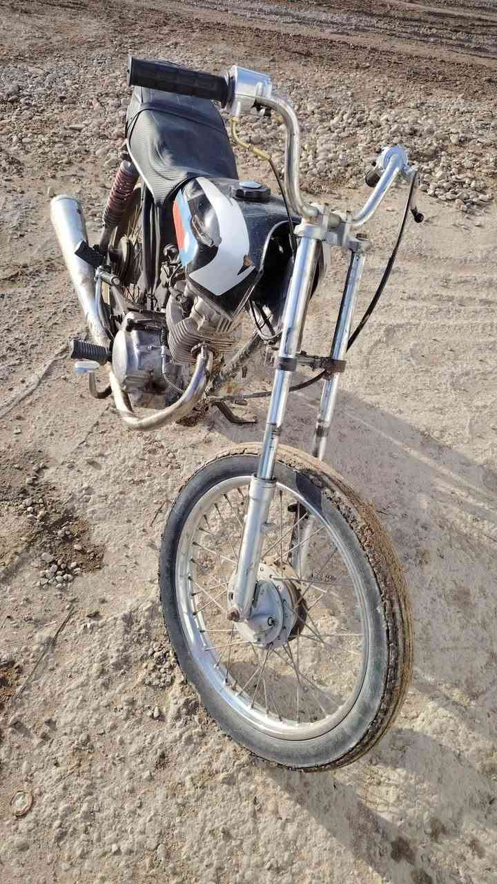 سلام عليكم ورحمة الله دراجه نص عمر لبيع شاصي نامه بدون اوراق واي ستفسار هاذا رقمي ***********
