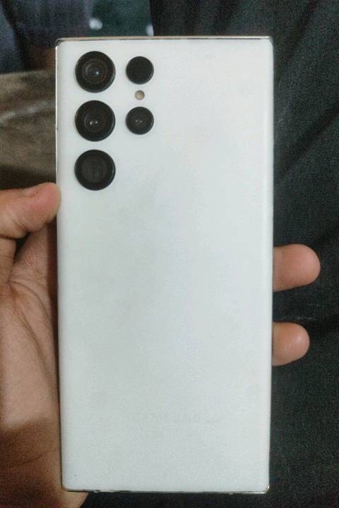 s22الترا مبدل شاشه أرقى توعيه سعرها 170الف دينار بصمه أصبح متوقفه فقط وجه لون أبيض كامرته فول ببجي 120 فريم معالجة سناب دراكون 
مكاني الكرغوليه سايد الواحد