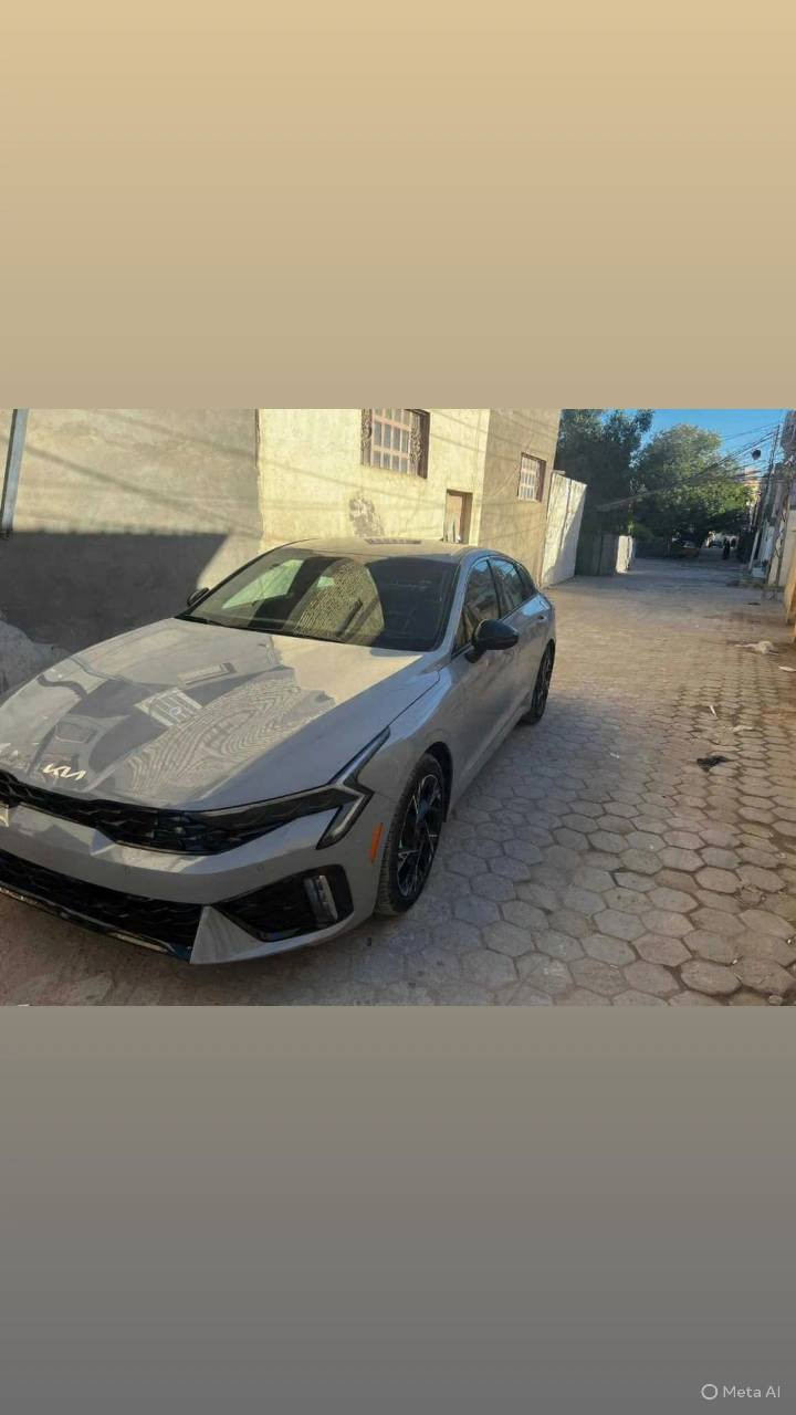 كي فايف 2025
محرك 2500 تنفس طبيعي 
جي تي لاين فول مواصفات عدا البانوراما 
بقية المواصفات معروفة 
السيارة ماشية 2500 كيلو فقط 
ايرباك جهة السايق طاكه فقط وايرباكات دشبول دركة واليمنه كلهة سليمة بجم كبس 
صور الحادث موجوده
فحص موقت تترقم كل المحافضات 
السيارة معروضة 197 وبيهة مجال 
للاستفسار واتساب ***********
