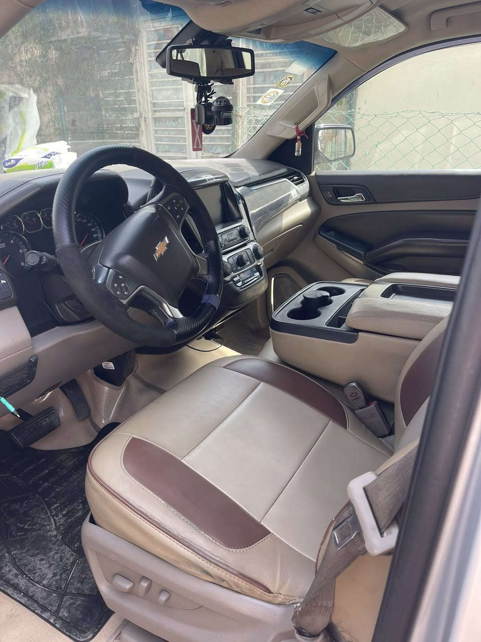 السلام عليكم من رخصه الدمن سياره يوكن تاهو للبيع سياره جاهزه خطها بغداد ناصريه بس عني ضروف سفر وحبيت ابيع السياره موديل15بسمي هزه وسنويه بشهر الواحد مجددهم هااي السنه خليجي بدل بيها باب الصدر نفس ألون بلادي والباب الوراه بربع الخير تصليح وصبغ وبيها رصعات خفيفه ممصلحه بيها سونار مكينه وكير وأكسل مكفولات تتدفئه وتبريد شغلات خير من الله كهربايات عارضها 250وبيها مجال للشراي


**إذا كنت صاحب هذا الإعلان وتريد حذفه لأي سبب، رجاءا أرسل رسالة إلى الدعم الفني**