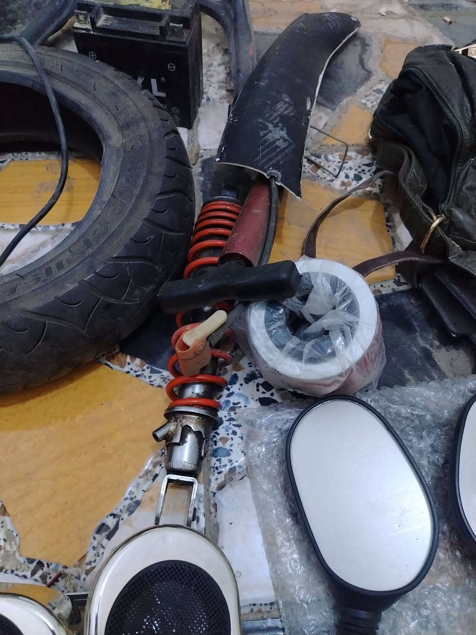 سلام عليكم غراض دراجه فراشه شوفت عينك رايدهن 20 الف العنوان نجف حي الأنصار الرقم
*********** خاص ايظن متواجد
