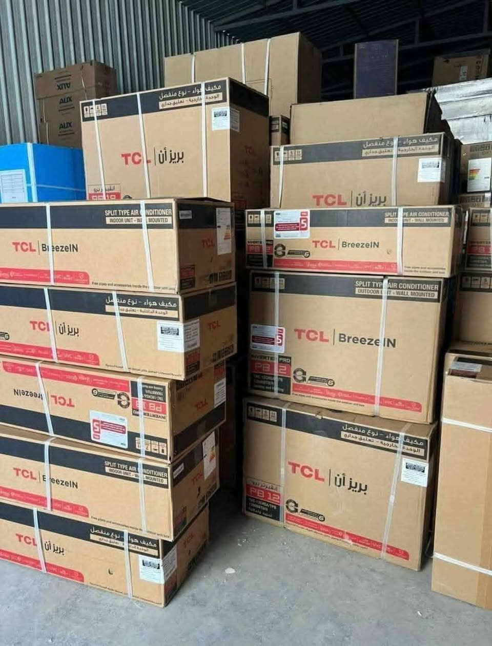 سبلت TCL BreezeIN 🍃للحجز *********** واتساب ✅✅✅✅ 
تبريد أقوى… واستهلاك اذكى للطاقة. 
يستهلك طاقة أقل، كفاءة الطاقة A++. 

الأحجام والأسعار مع الخصم: 
1 طن – 675 ألف 
1.5 طن- سيصل قريباً
2 طن_ سيصل قريباً 

المواصفات الأساسية: 
- سبلت جداري انفيرتر برو تحكم مع حفظ الذاكرة.
- تحكم كامل بالامبيرية.
- نظام التحويل التلقائي من الوطنية للمولد والعكس متوفر داخل الجهاز (USB). 
-تعقيم بالاشعة فوق البنفسجية | مع مولد ايونات ثنائي القطب.
- الحماية الكاملة ضد الاكسدة للوحدة الخارجية والداخلية (Safe Guard). 
- ربط ذكي من خلال تطبيق TCL Home. 
- تحكم ذكي مع مساعد جوجل.
- خاصية التبريد الناعم المميزة من خلال الثقوب الصغيرة.
- تبريد سريع في 30 ثانية.
- خاصية التنظيف الذاتي الرباعية. 
- ضاغط استوائي T3 مناسب للمناطق الحارة | AI توفير بالذكاء الاصطناعي.
- خطوات 4 سهلة | سهل التفكيك والتنظيف | سهل التجميع | سهل التركيب | سهل الصيانة.
 - حجم الوحدة الداخلية والخارجية اكبر من المعتاد لتبادل حرارة اكبر اي قوة تبريد اسرع.
- توزيع هواء بأربع اتجاهات.
- نظام تدفئة وتبريد.
- ضمان 5 سنوات.

للحجز والاستفسار *********** واتساب
للحجز والاستفسار *********** واتساب
للحجز والاستفسار *********** واتساب

تتوفر خدمة التوصيل مجاني كافة مناطق بغداد
