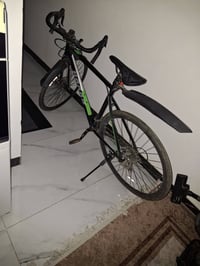 باسيكل للبيع مال سباق سعره ١١٠ 07837677649 اتصال بالرقم