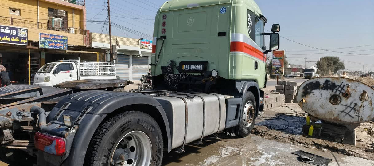 سلام عليكم سكانيا موديل 2000 سياره ورك بلادي مواصفات دوله سياره جهازه تحويل مباشر كهربئيات كلها شغاله رقم نكلييزي باقي الموصفات مذكوره بل فديو بغداد مكاني بغداد فلكه سلمان باك رقمي ***********
