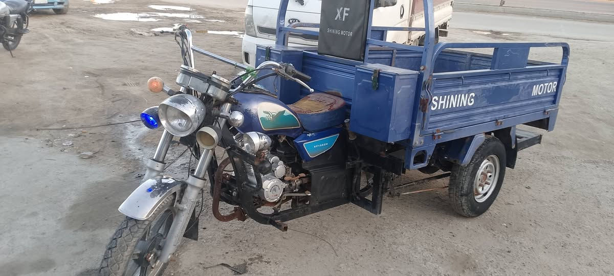 السلام عليكم 
ستوته للبيع موديل 2020 مكينه نضيفه وصوتها ناعم 
للاستفسار عن السعر و باقي المعلومات الاتصال او مراسلة الرقم***********متوفر واتساب
