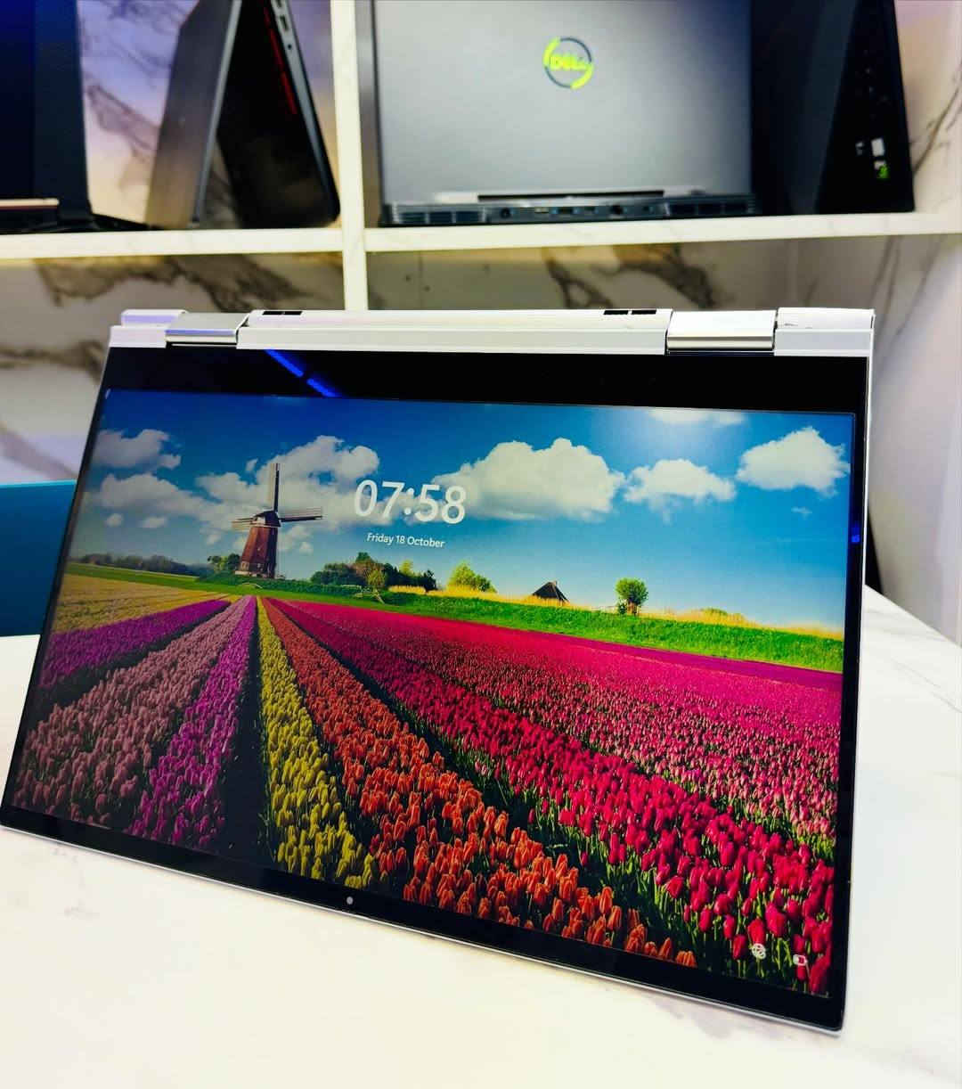 لابتوب Dell Inspiron 7506 2-in-1 للبيع

اللابتوب مناسب للأعمال التالية 
✔️ العمل المكتبي والمهني اليومي
✔️ الدراسة والبحوث والمهام المتعددة
✔️ التصميم الجرافيكي البسيط
✔️ مونتاج بسيط للفيديو
✔️ ترفيه وتصفح ومشاهدة
❌ ليس الأفضل للألعاب الثقيلة
❌ ليس للأعمال ثلاثية-الأبعاد الثقيلة أو تطبيقات هندسية ثقيلة

مواصفات اللابتوب 👇
Dell  inspiron 7506  2in1
i7-11 G7 2.80HZ
ram 16
512 ssd samsung
15.6 4K touch 360 
intel iris xe max 4gb خارجي
iris 8GB داخلي
لابتوب قلاب مع خاصية اللمس اي يمكن تحويله الى تابلت
السعر 690 ألف 
يوجد توصيل


**إذا كنت صاحب هذا الإعلان وتريد حذفه لأي سبب، رجاءا أرسل رسالة إلى الدعم الفني**