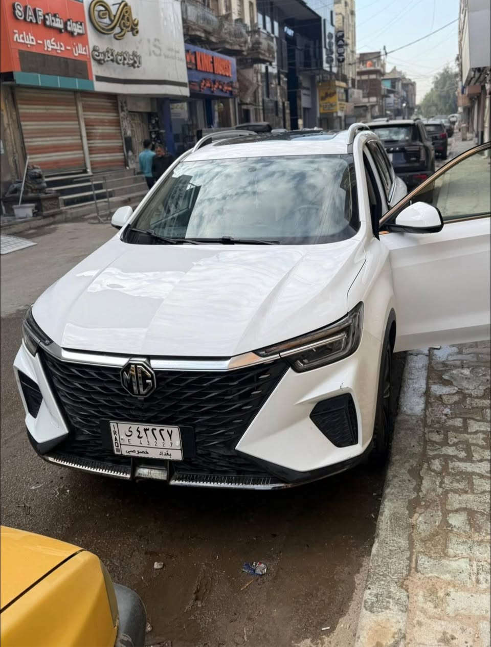 السلام عليكم
شباب من رخصة الادمن عندي سيارة ام جي RX5 ٢٠٢٣ خليجي مآخذها من الشركة وبعدها على الضمان السيارة جاهزة كلشي مابيها بس بارد بالباب شوية وشخوط مكحلها شلون اسعارها اريد أبيع وكل واحد ينطيني سعر شكل


**إذا كنت صاحب هذا الإعلان وتريد حذفه لأي سبب، رجاءا أرسل رسالة إلى الدعم الفني**