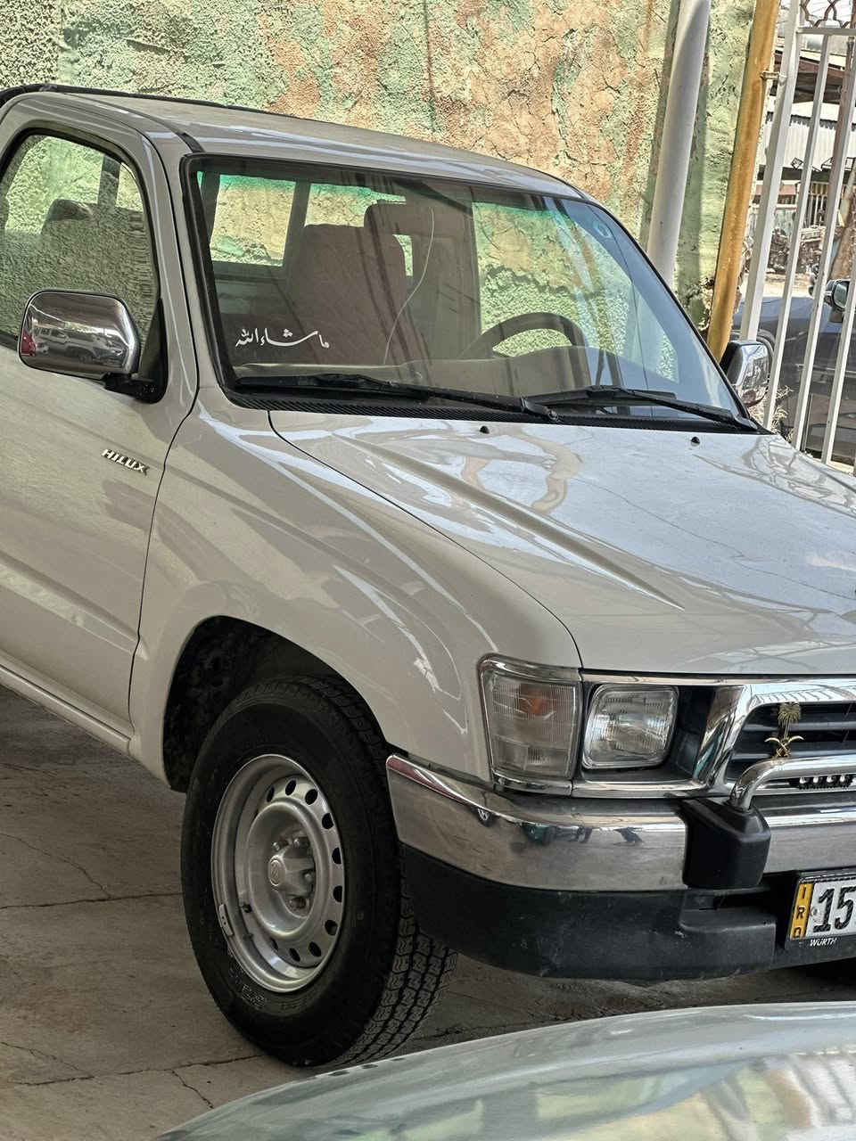 تيوتا ٢٠٠١ تك داخل احمر كير ومحرك شرط تبريد شغال جاهزه السياره بيها صبغ البدي فقط رش بدون ضرر 
سعر ٩٠ وبيها مجال للاستفسار ***********
مكان سامراء 
سنويه لل٢٠٣٠ تحويل مباشر
