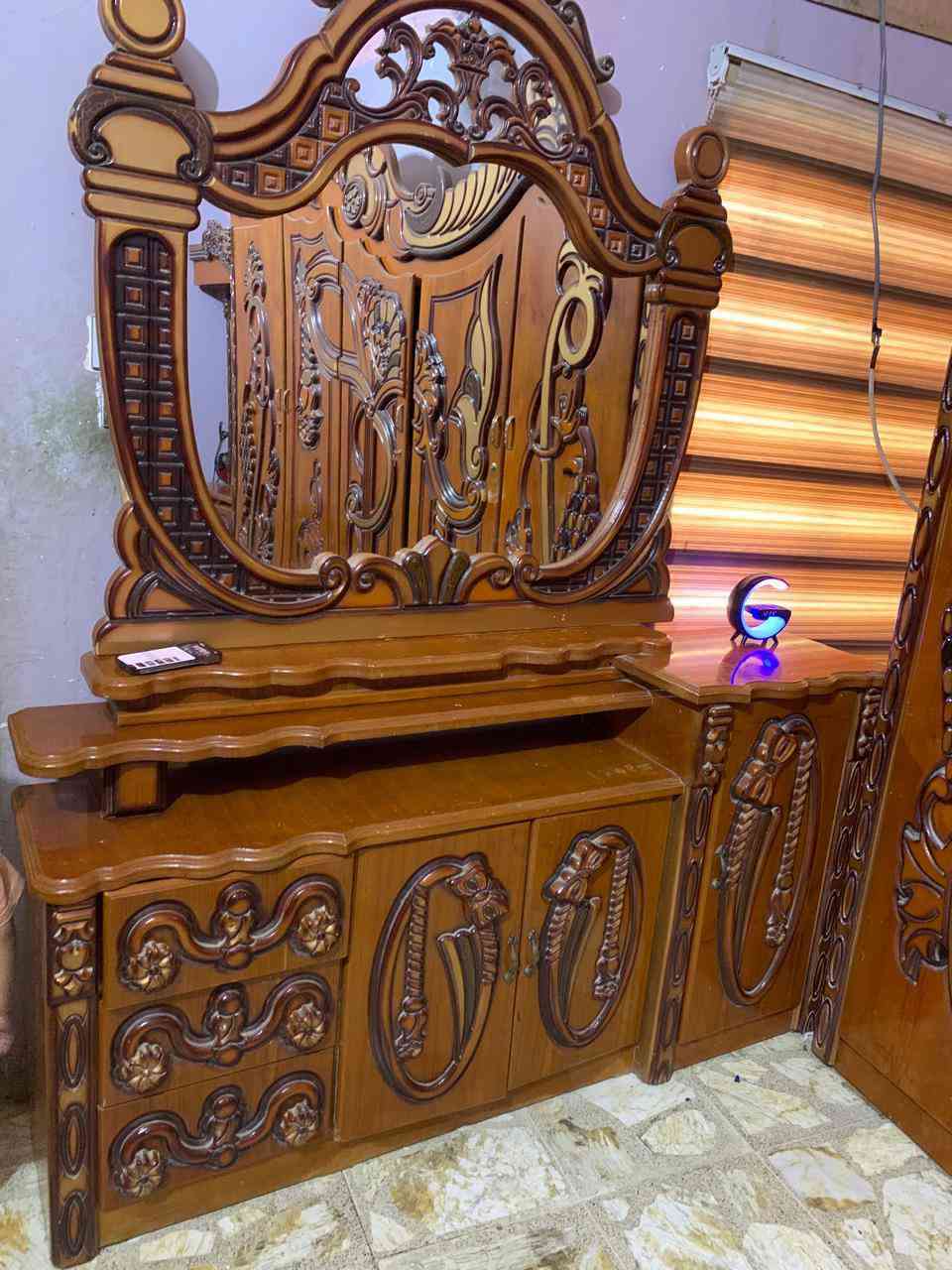 غرفه نوم للبيع نظيفه وكامله مابيه اي كسر
للبيع مكاني ناصريه مركز


**إذا كنت صاحب هذا الإعلان وتريد حذفه لأي سبب، رجاءا أرسل رسالة إلى الدعم الفني**