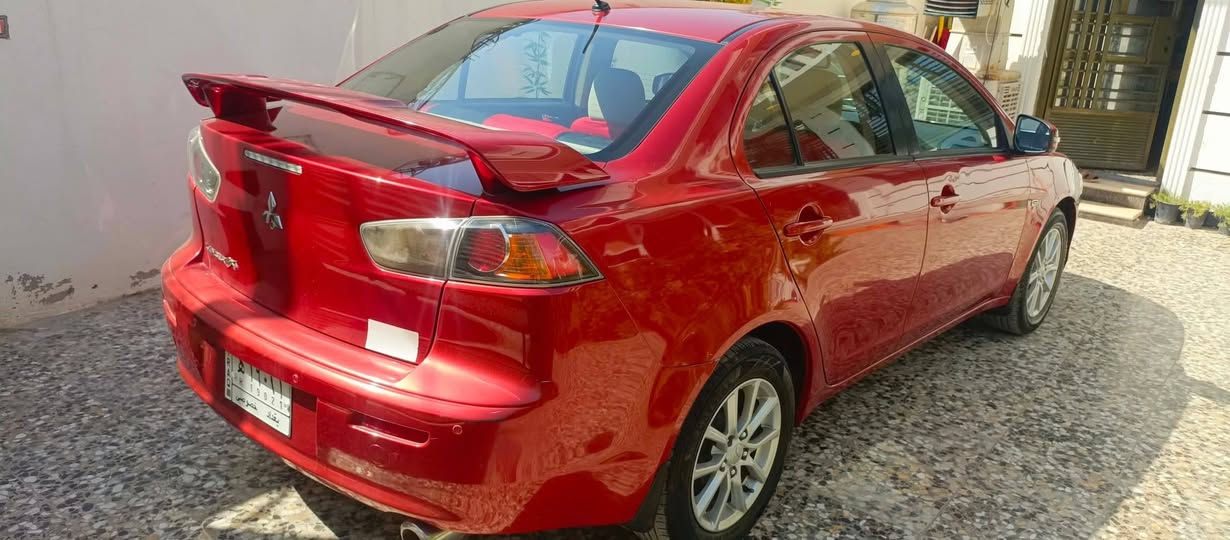 السلام عليكم للبيع لانسر قرش موديل 2016 خليجي بدون صبغ فقط بارد مكينة 1600 بيهة منضومة غاز السيارة فول رقم بغداد السعر 102 وبيهة مجال قليل مكان السيارة بغداد الشرطة الخامسة ***********
