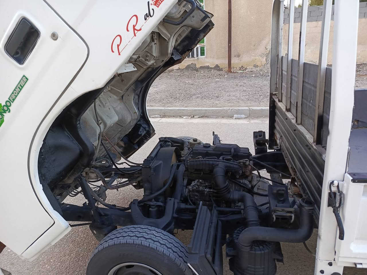 سلام عليكم.....كيه البيع....فنتيره قلاب....مديل 99...رقم ديالى ...مشروع وطني.....صبق حزام الجماليه فقط.........مكينه وكير واكسن وشاصي خير من الله جاهزات ..... كهربائيات شغاله......تخم تاير جديد....صدر امامي وخلفي جديد.....تحويل مباشر......بدي طويل 7حلقات.... السعر 58وبيهه مجال الطيبين.... الاستفسار علا رقم الهاتف *********** المكان بغداد
