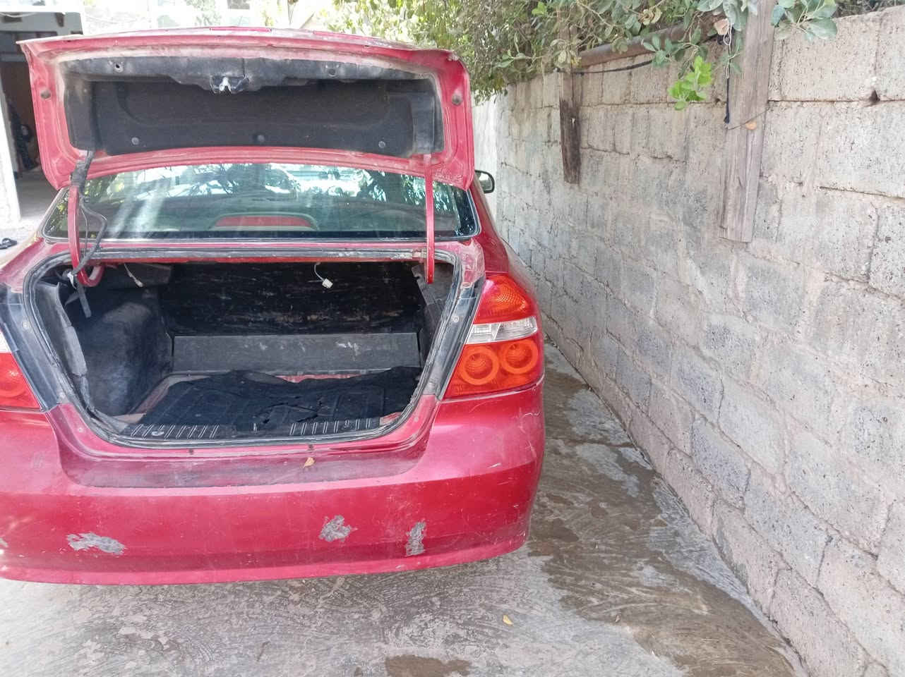 افيو موديل ٢٠٠٨ بسمي سيارة قفل 6٥ وبيه مجل ***********
