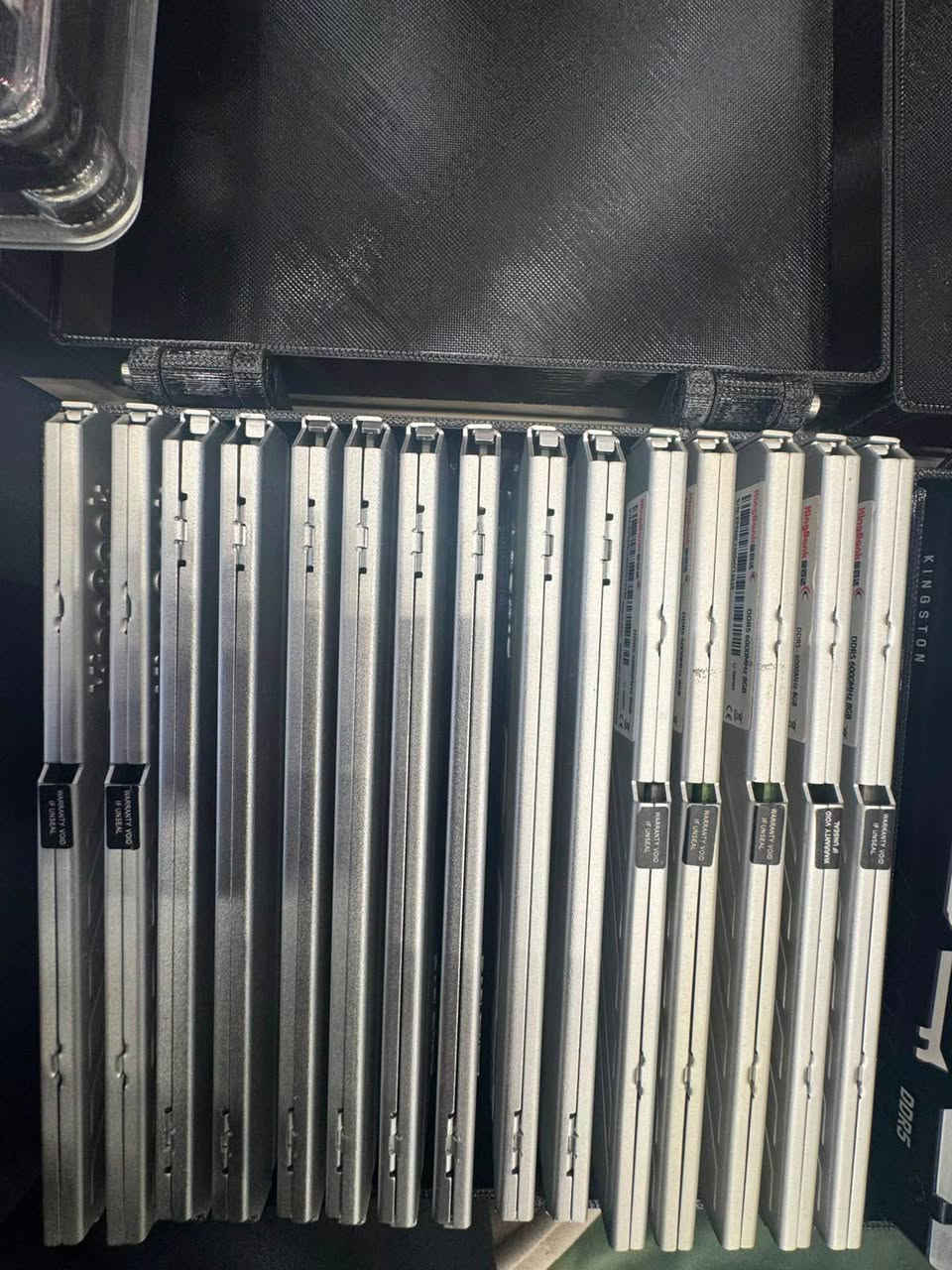 🔥 رامات DDR5 جديدة متوفرة وبأسعار منافسة 🔥

✅ جميع الرامات جديدة 100%
✅ ضمان 6 أشهر
✅ أداء ممتاز للألعاب، المونتاج، والاستخدام الاحترافي
✅ الكمية محدودة

📦 الأسعار:

🔹 G.Skill DDR5 16GB×2 5600MHz — 340$
🔹 G.Skill DDR5 16GB×2 6000MHz — 365$
🔹 G.Skill DDR5 16GB×2 6400MHz — 390$
🔹 G.Skill DDR5 16GB×2 6800MHz — 405$
🔹 G.Skill DDR5 16GB×2 7200MHz — 450$
🔹 G.Skill DDR5 16GB×2 7800MHz — 495$

🔹 Acer Predator Elite 2×32GB 6000MHz CL30 (Original Box) — 745$

🔹 KingBank RGB DDR5 16GB×2 6000MHz — 350$
🔹 KingBank RGB DDR5 16GB×2 6400MHz — 370$

🔹 KingBank / Asgard DDR5 8GB 5200MHz — 130$
🔹 KingBank / Asgard DDR5 8GB 5600MHz / 6000MHz — 140$

🔹 Kingston / Corsair DDR5 16GB 5600MHz RGB — 225$
🔹 Kingston / Corsair DDR5 16GB 5600MHz Non-RGB — 235$

📩 للحجز أو الاستفسار راسل الصفحة أو تواصل على الخاص.
🚚 يتوفر شحن إلى جميع المحافظات.
💯 السعر مقابل الجودة… والضمان يضمن راحة بالك. أربيل, العراق


**إذا كنت صاحب هذا الإعلان وتريد حذفه لأي سبب، رجاءا أرسل رسالة إلى الدعم الفني**