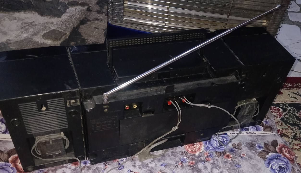 راديو مسجل شغال نشنال
مراوس، ماعندي توصيل،


**إذا كنت صاحب هذا الإعلان وتريد حذفه لأي سبب، رجاءا أرسل رسالة إلى الدعم الفني**