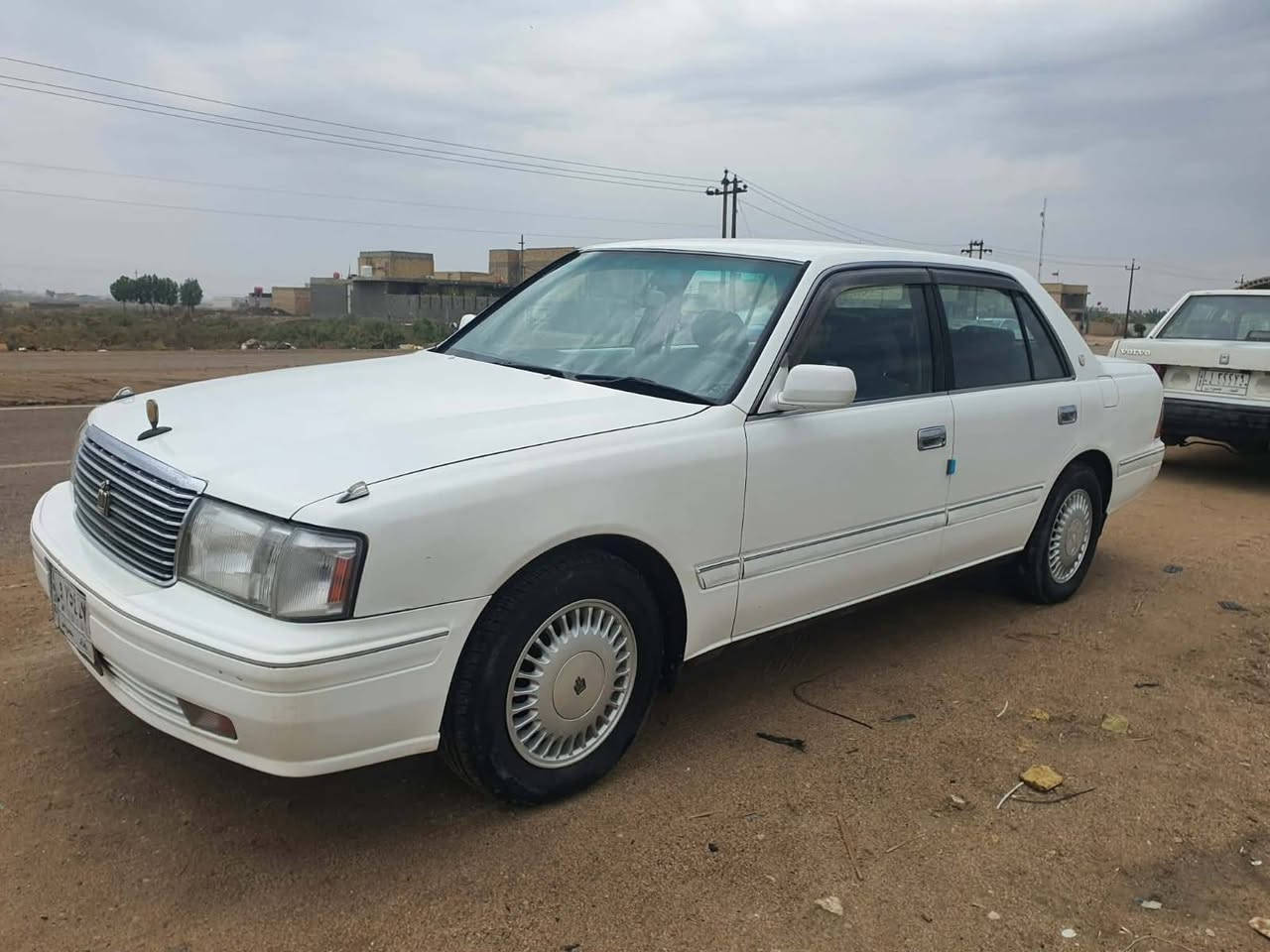 راس ثور تكم مديل 1996رقم بغداد مداور ثاني يوم جاهزه مكينه كير عادي  وارد اسعودي تبريد ثلج تخم تاير سياره خير من الله اكفل عيب شرعي اصولايات ضربه اي نقص مابيه سياره أحله من صور بعد متوازي على بيبع بدون كسر سعرأ رجاأ  سعر 95بيه مجال *********** سوق الشيوخ
