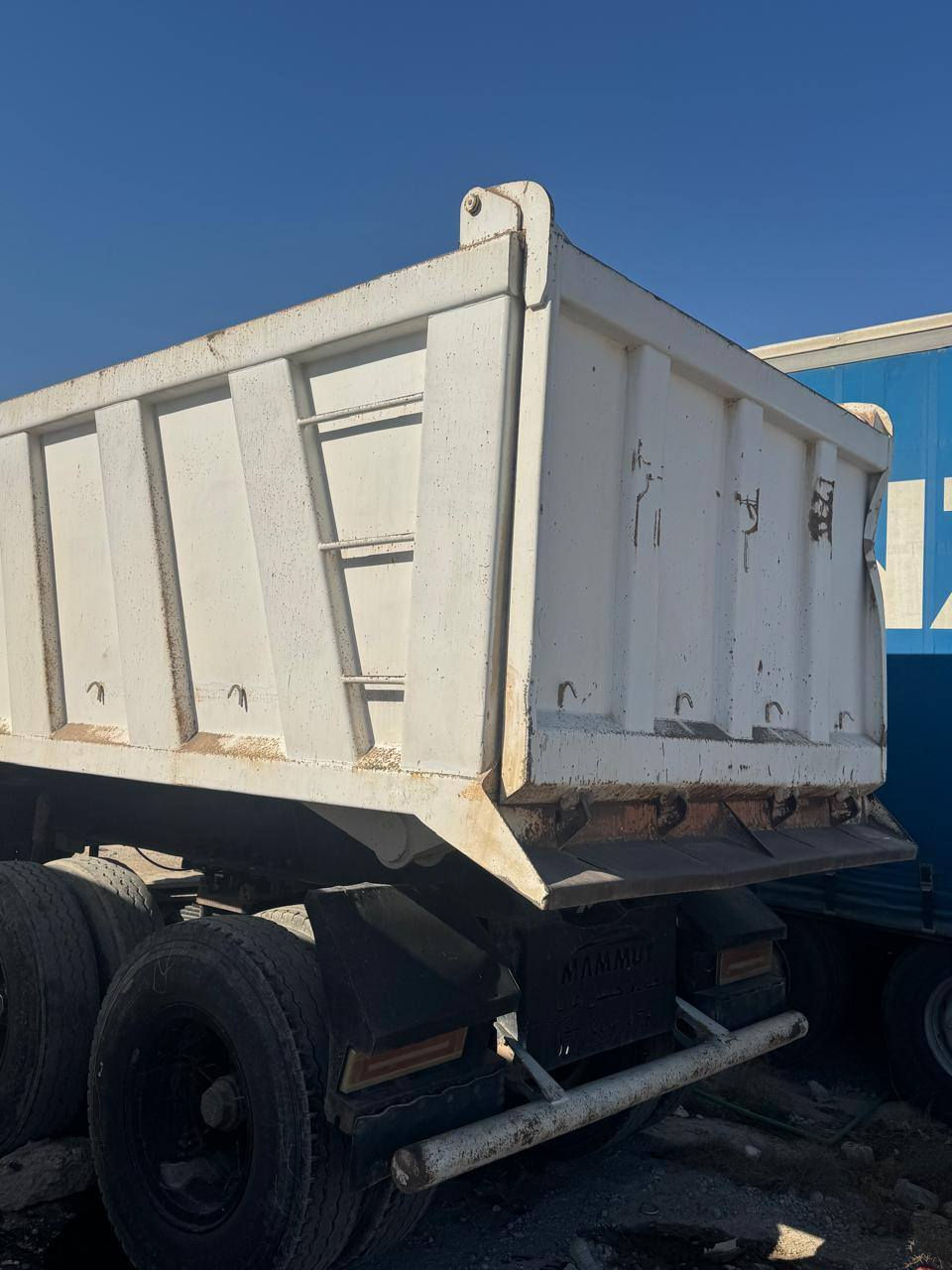 سلام عليكم عربانه ماموت حداديه دك التاجي البيع كفاله ***********
