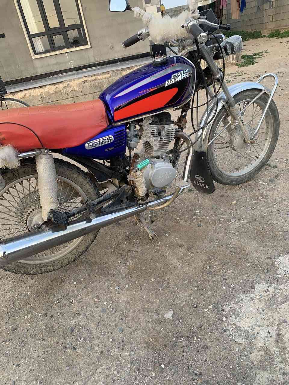 صالنصه فول صوت مراوس بكاتم بس كون نظيفه ***********
